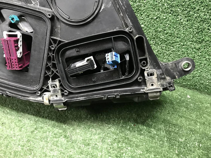 Фара левая Mercedes S W223 (20-нв) Digital Light