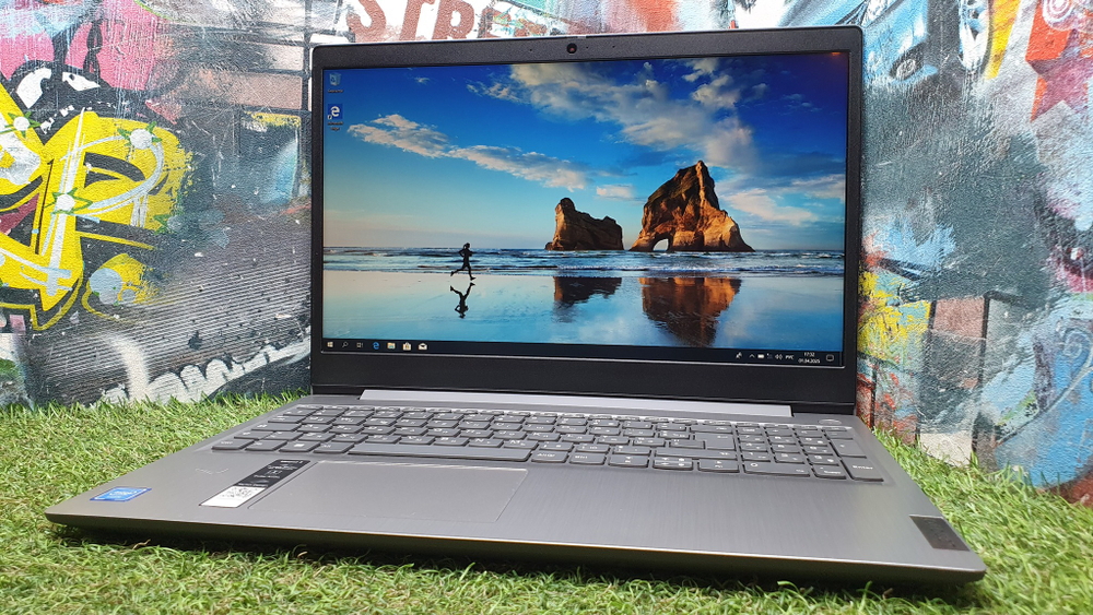 Ноутбук Lenovo Celeron/4Gb/FHD/IdeaPad 3 15IGL05 81WQ005WFE/Windows 10