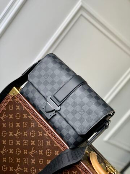 Louis Vuitton S-Cape Messenger Bag