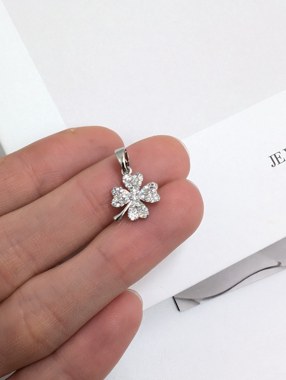 Подвеска клевер с фианитами, 12.5*11.5мм