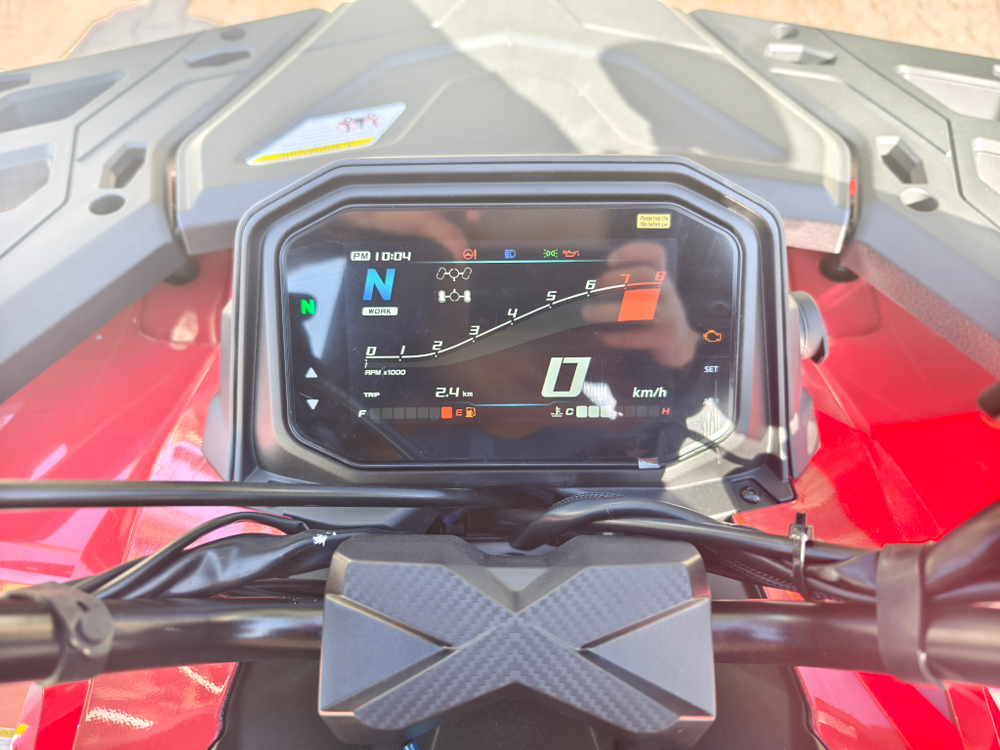 Квадроцикл QRX650 PRO EPS Красный