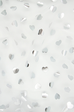 Фатин средней жёсткости фольгированный белый с серебристыми сердечками метражом