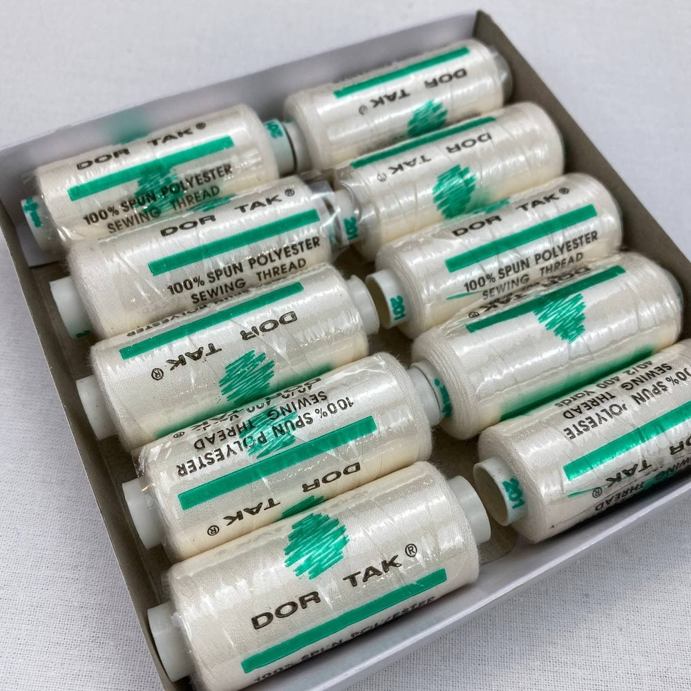 Нитки Dor Tak молочные цв.201