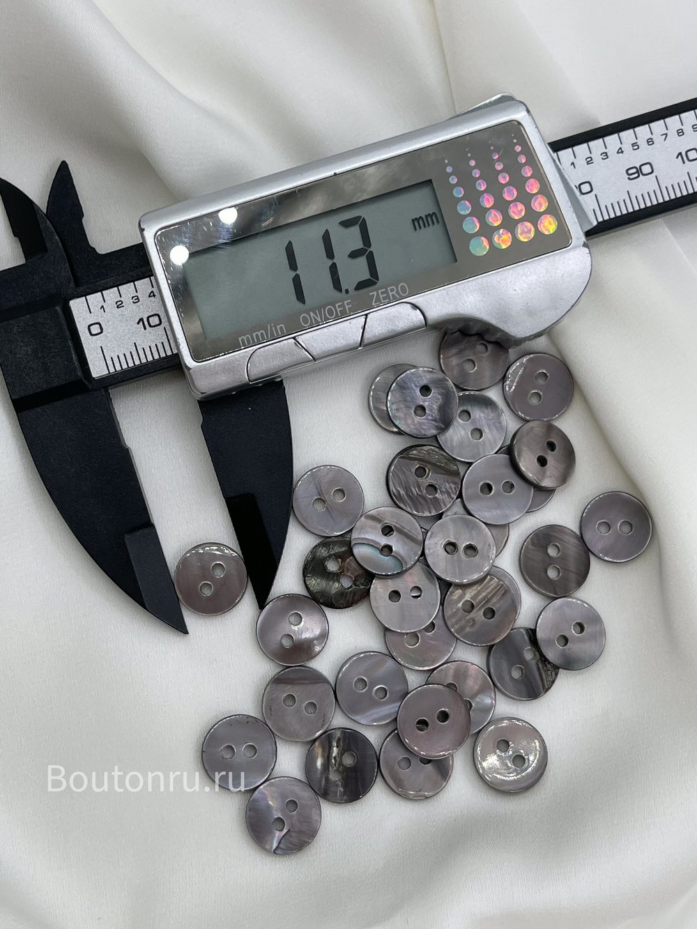 Пуговицы на прокол темный перламутр