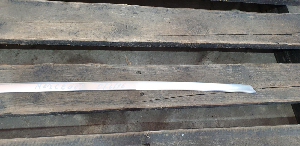 Молдинг двери задней левой Mercedes GLC (X253) 15-нв Б/У Оригинал A2537350182