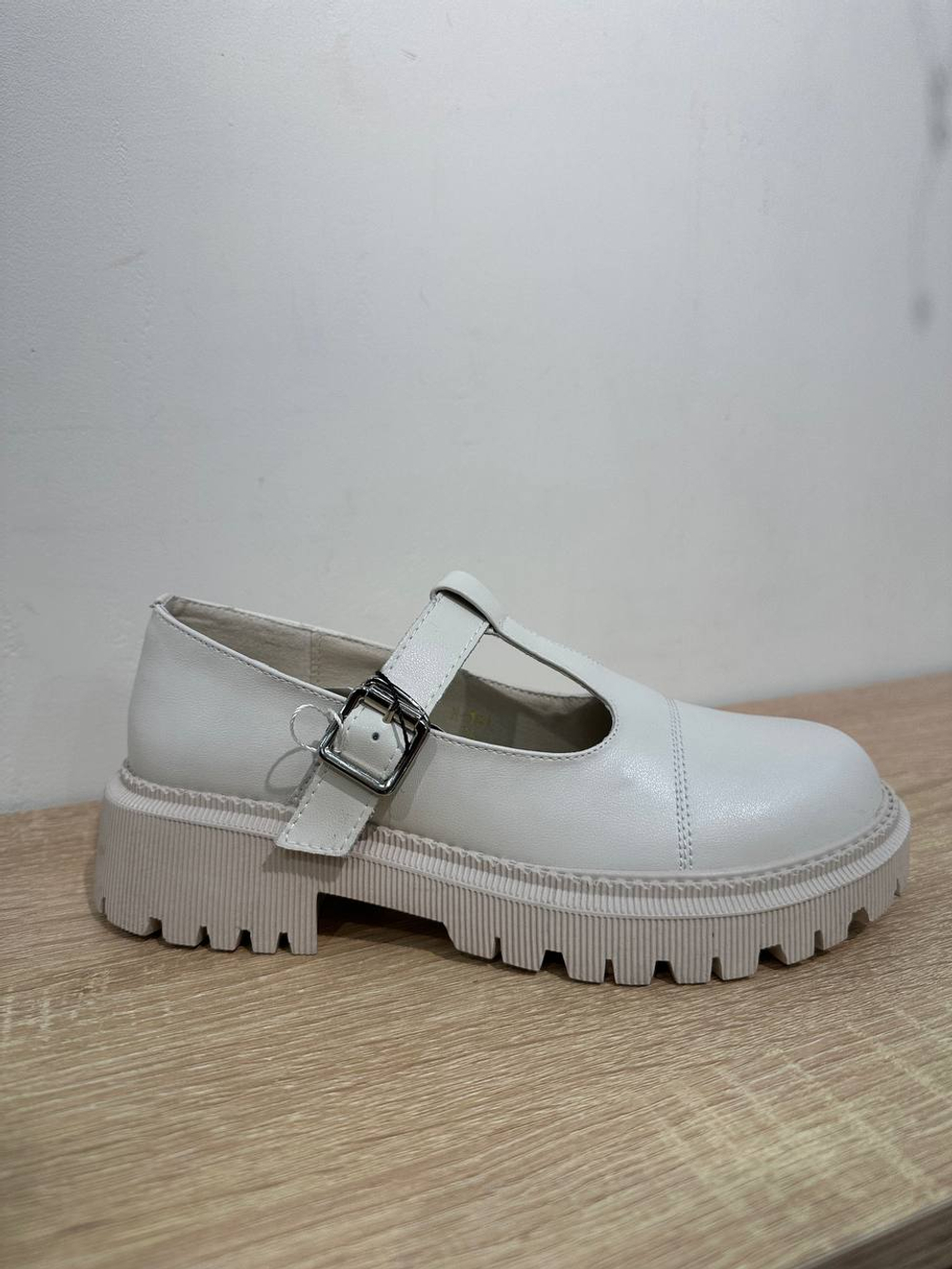 Лоферы из натуральной кожи