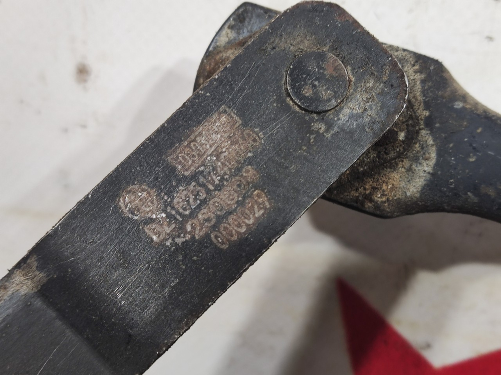 Трапеция стеклоочистителей 2023г