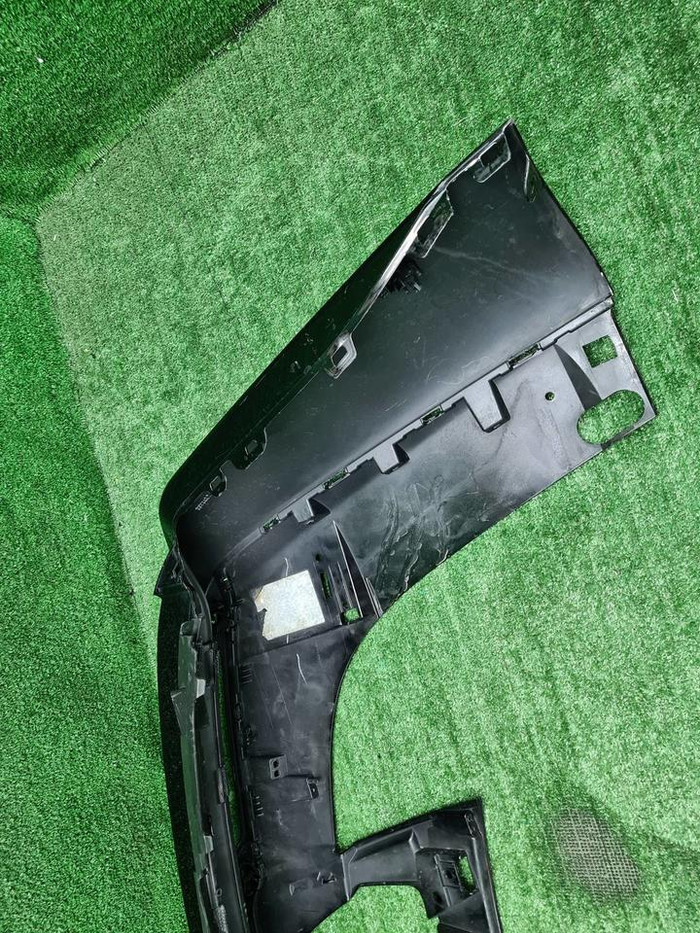 Бампер задний Range Rover Vogue 5 L460 (2021-н.в.)