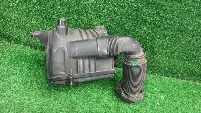 Корпус воздушного фильтра VW Golf 6 (2008-2012) 1.4