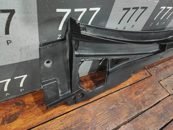 Решетка стеклоочистителей (Жабо) Chery Arrizo 8 22-нв Б/У Оригинал 609000972AA