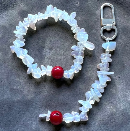 Браслет и обвес. Комплект. Опаловое стекло и Коралл