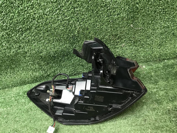 Фонарь правый внешний Chery Tiggo 8 Pro Max 23-нв