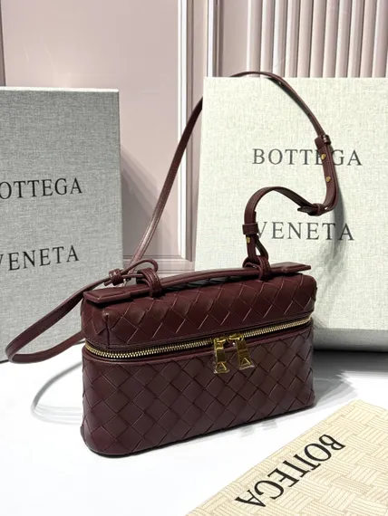 Косметичка Bottega Veneta Bang Bang бароло