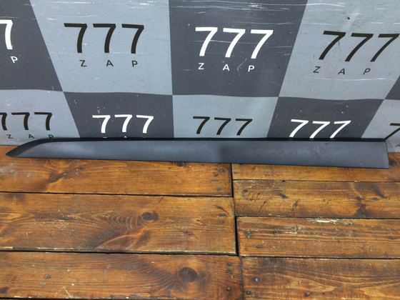 Накладка двери передней левой Kia Rio 4 X-Line 17-нв Б/У Оригинал 87713H0500