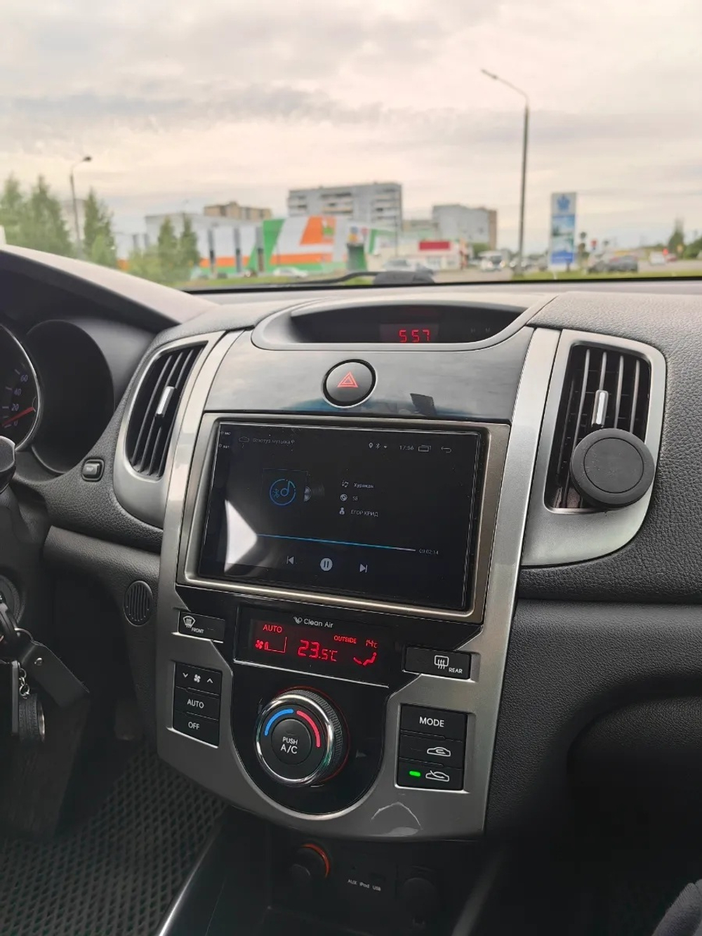 Магнитола для KIA Cerato Koup 1 2008-2013 (купе)- Teyes CC3-2K-360 монитор 9.5" 2K QLED на Android 10, 6+128Гб, CarPlay, 4G SIM-слот, 4 камеры в комплекте