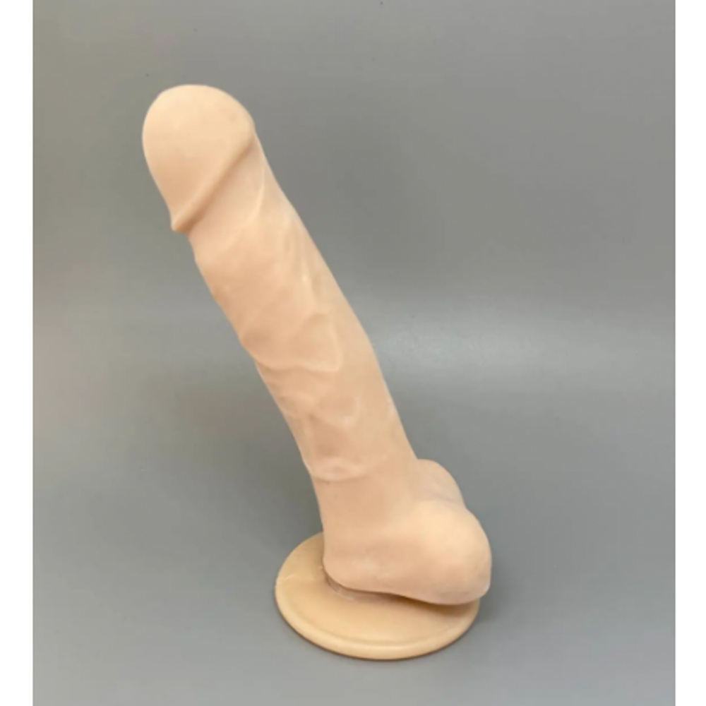 Реалистичный фаллоимитатор Cesar от Alive (17,5 × 4 см)