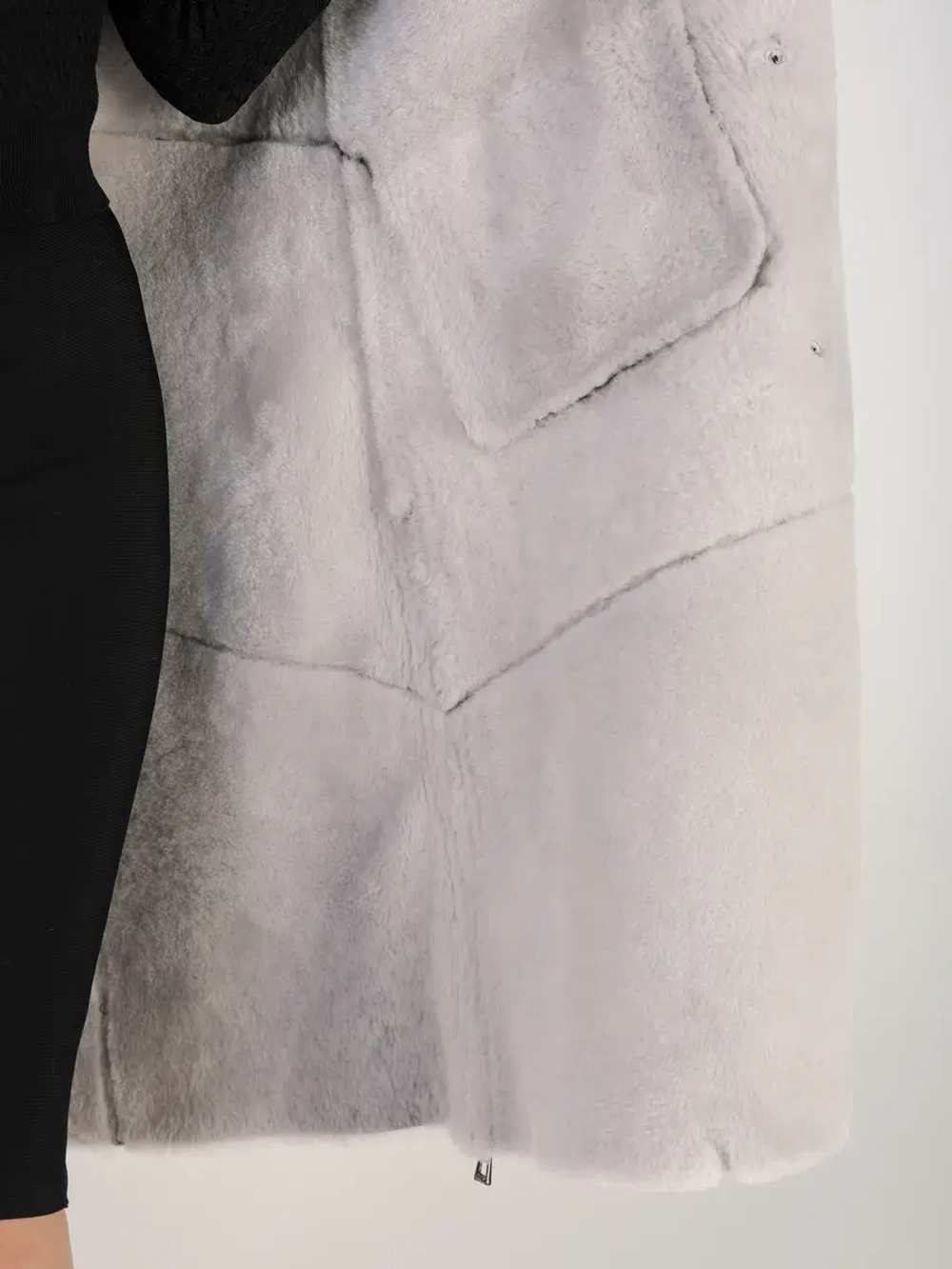 Дубленка зимняя натуральная с капюшоном длинная