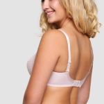 Бюстгальтер с мягкими чашками с боковым подкроем (Размер: 80E) (Цвет: черный)