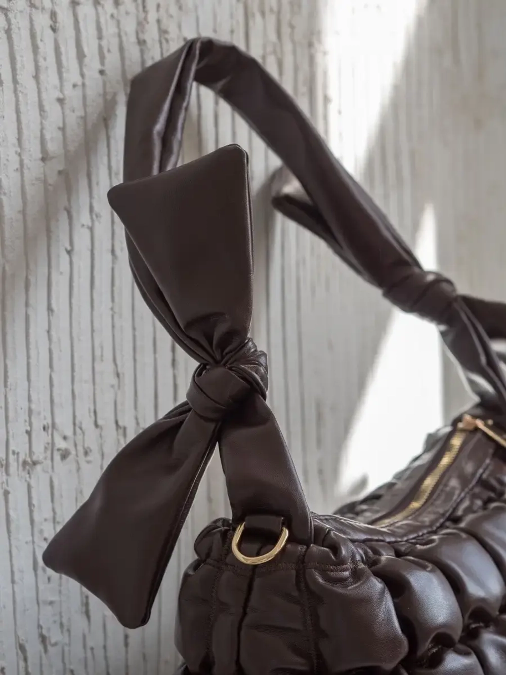 Сумка женская через плечо бренд не кожаная кросс боди модная стёганная на цепочке для девушке шоппер