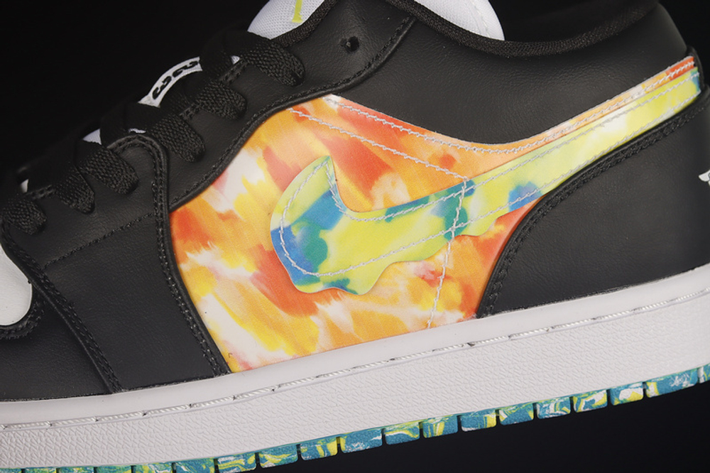 Jordan 1 Low Tie Dye (GS)