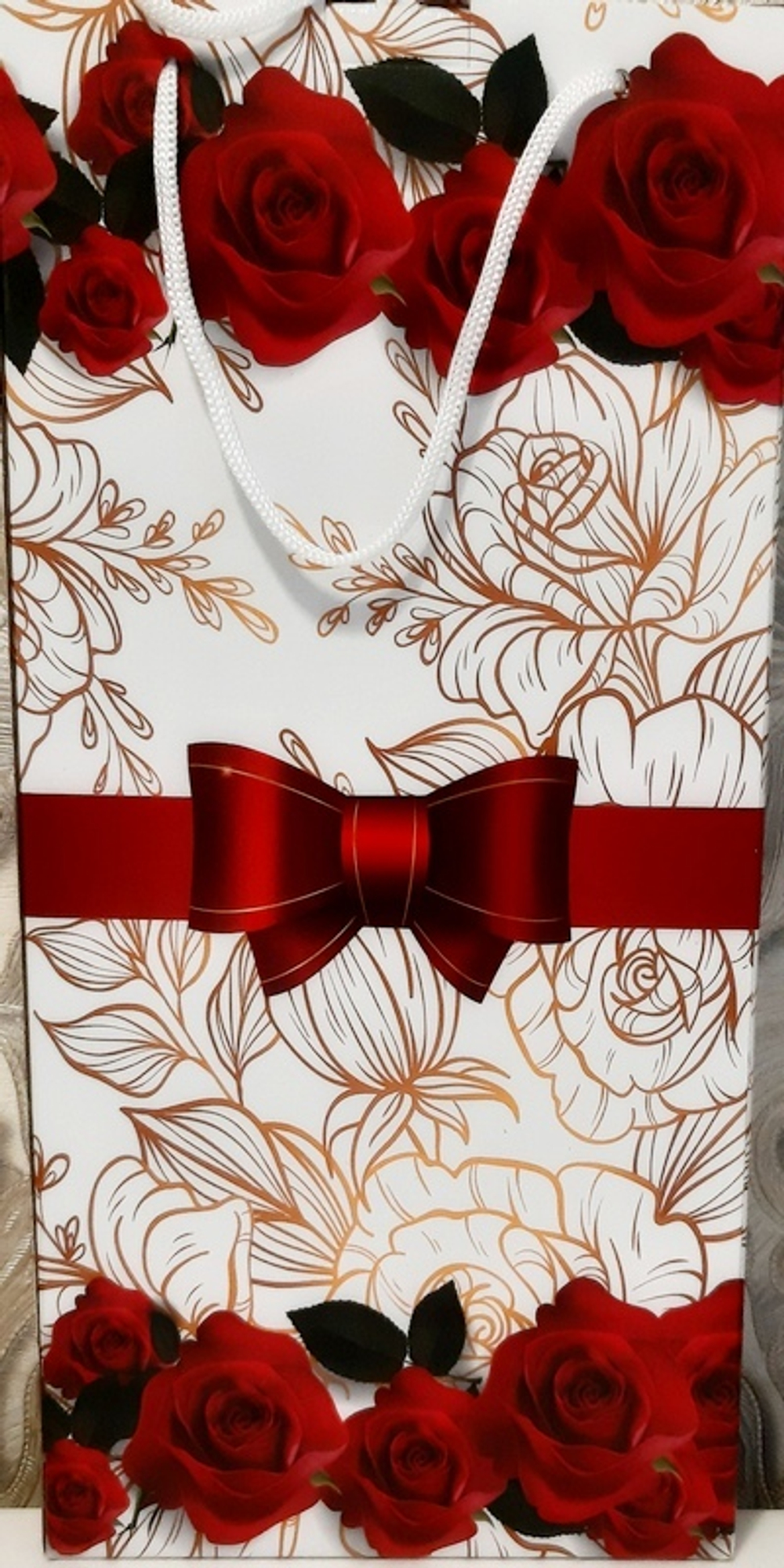 Полотенце махровое "БЕЛЫЕ ЛИЛИИ", 70*140 см, 100% хлопок, Китай, в подарочной упаковке.