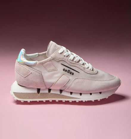 Кроссовки женские