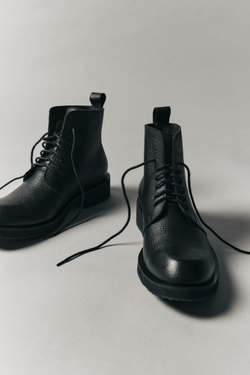 SeamSimple black elephant