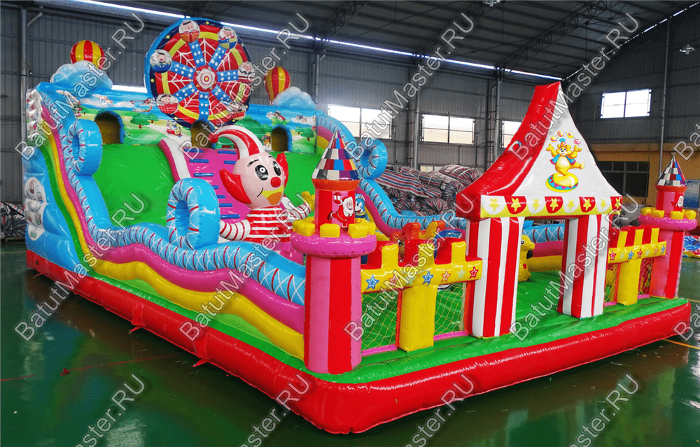 Коммерческий надувной батут «Парк развлечений Мульти» 15*8*8 м