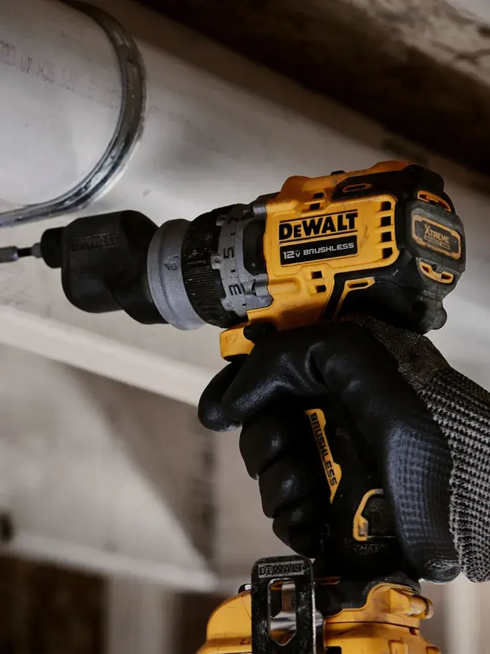 DeWalt Шуруповерт, 12 В, 0 АКБ