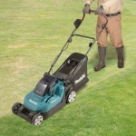 Газонокосилка аккумуляторная DLM382CM2 + фитнес-браслет PGH-190210 Makita SET014