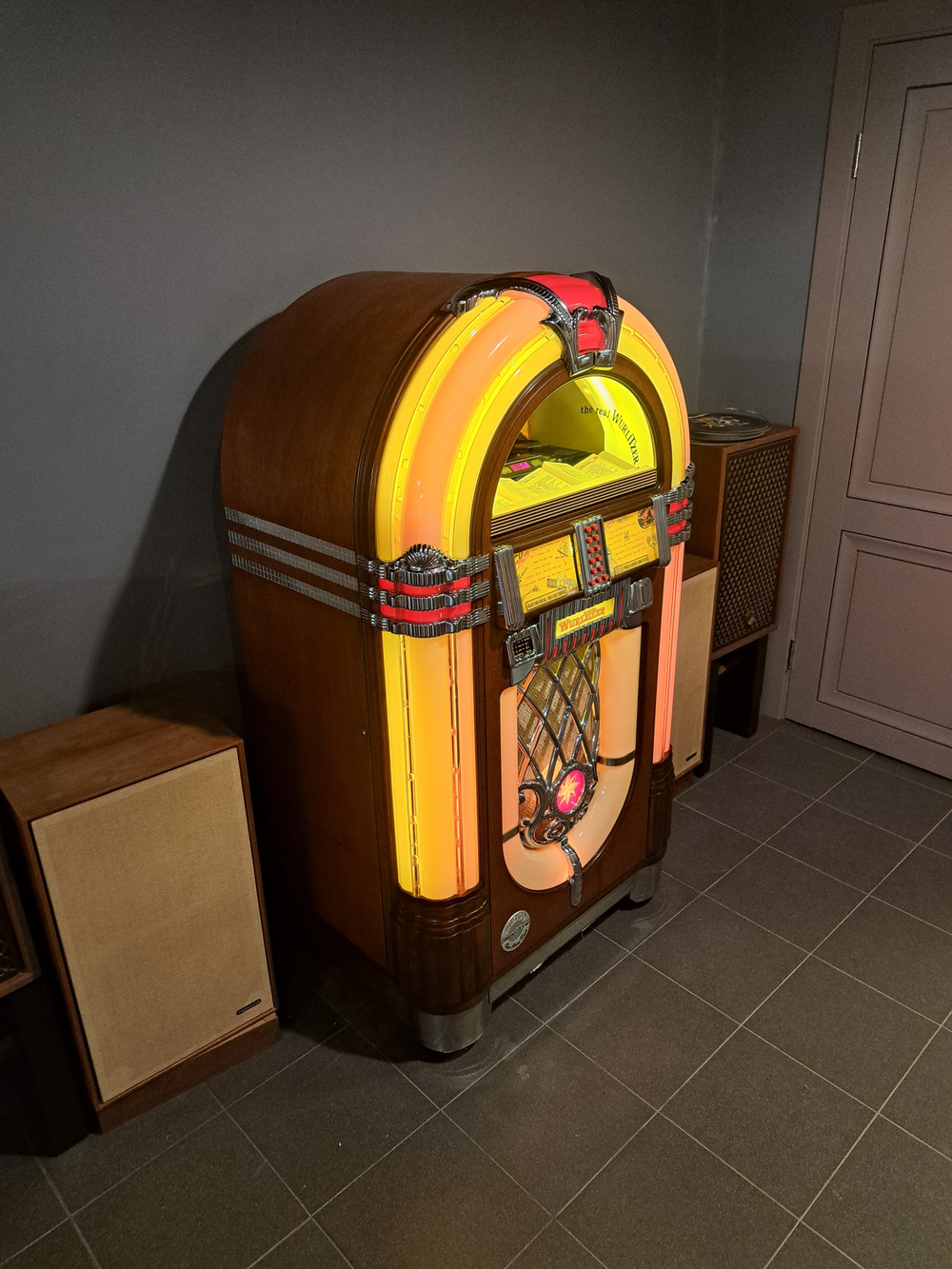 Джукбокс Wurlitzer one more time 1994 года