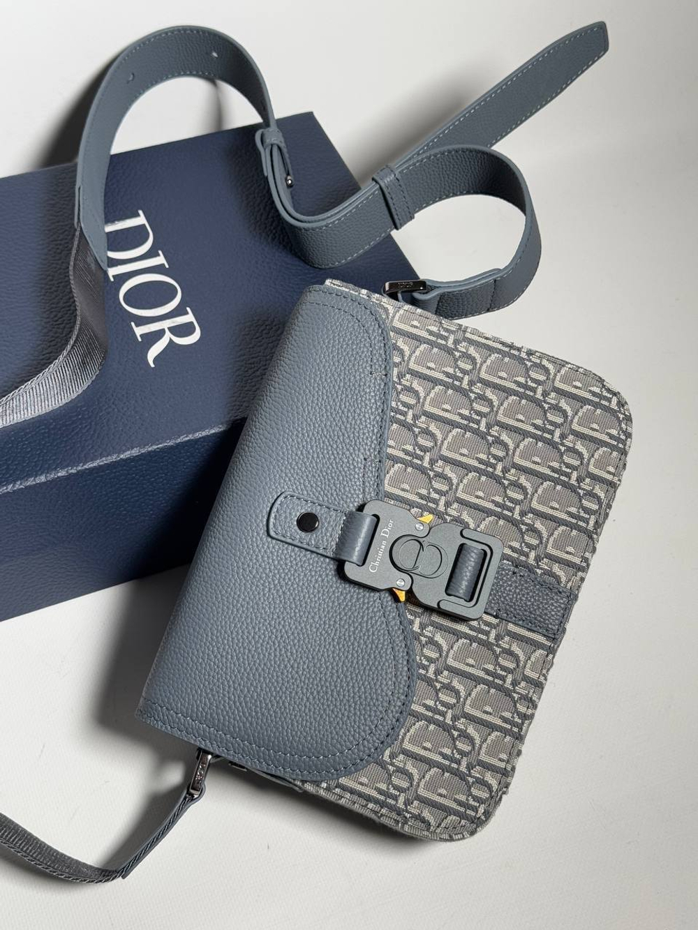 Сумка-мессенджер Dior