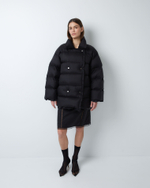 Пуховик двубортный укороченный из итальянского нейлона черный