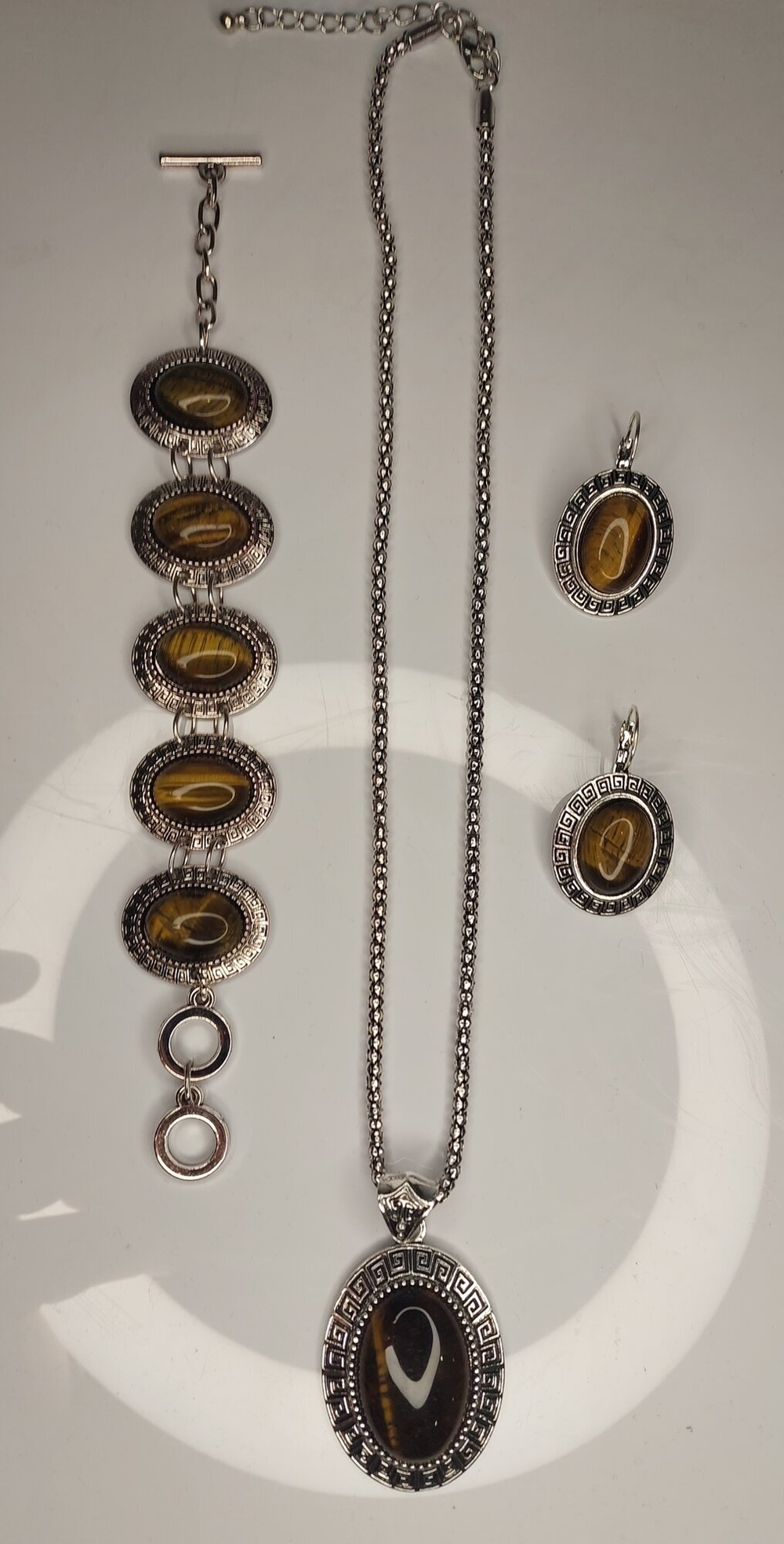 Комплект бижутерии "Тигровый глаз" - Овал (натуральный камень, бижутерный сплав)