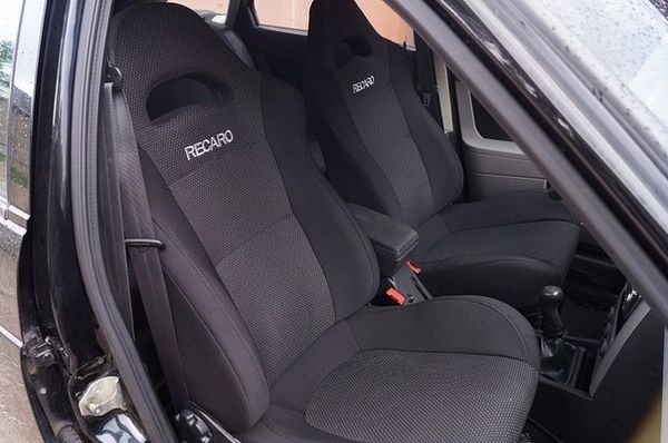 Анатомический комплект для переделки сидений ВАЗ в "Recaro" ("Рекаро") из ткани "Ультра" или "Искринка"