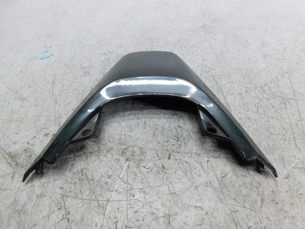 Пластик задний Honda VFR800 77215-MJM-D000