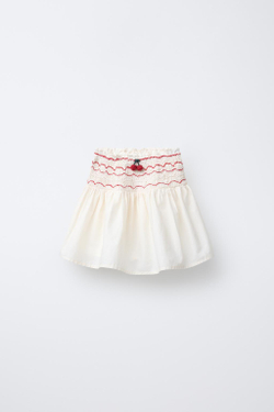 ZARA ЮБКА-ШОРТЫ С ВЫШИВКОЙ И ДЕТАЛЬЮ «ВИШНЯ», ЭКРЮ/КРАСНЫЙ