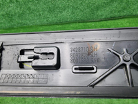 Накладка двери задняя правая BMW X7 G07 (19-нв)