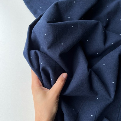 Фланель Редкий горошек на темно-синем фоне