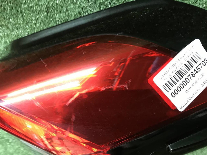 Фонарь правый внешний Toyota RAV4 5 XA50 (18-нв)