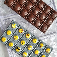 925 | Форма для шоколадных плиток "Смайлики" (275*175 мм)