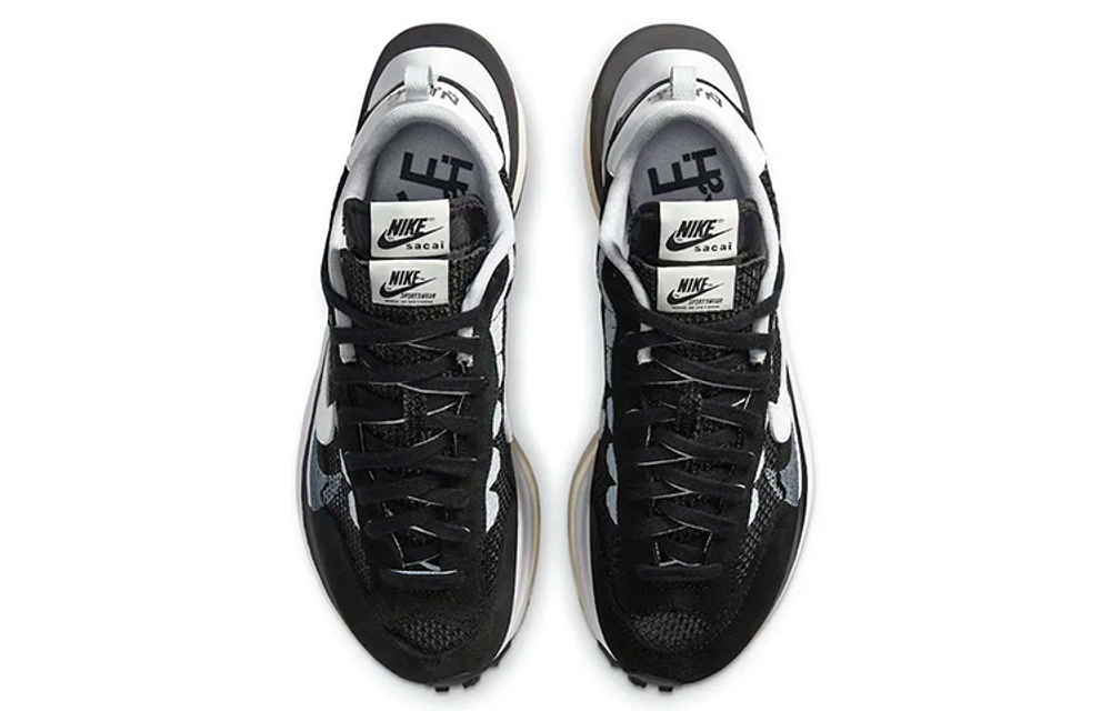 Кроссовки Sacai X Nike Vaporwaffle Black And White