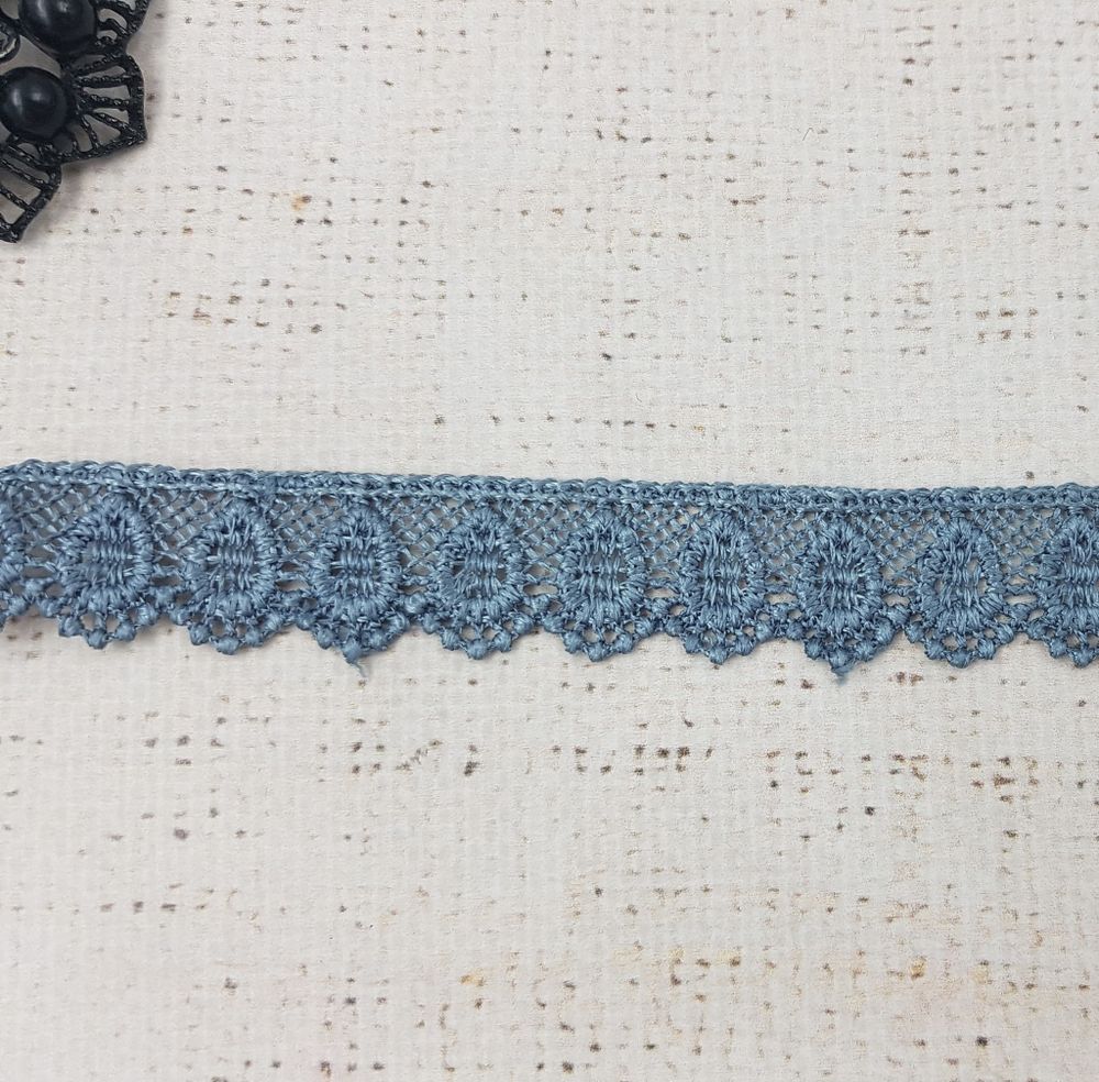 Кружево плетеное, ш. 2-2,2 см, серо-голубой