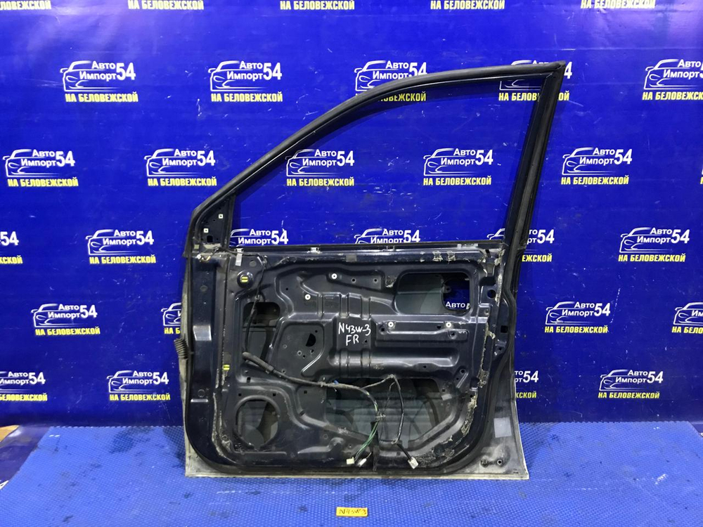 Дверь передняя правая MITSUBISHI CHARIOT 1994