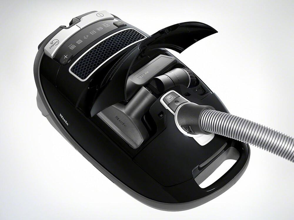 Пылесос Miele Complete C3 Parquet XL SGSF5 Obsidian Black