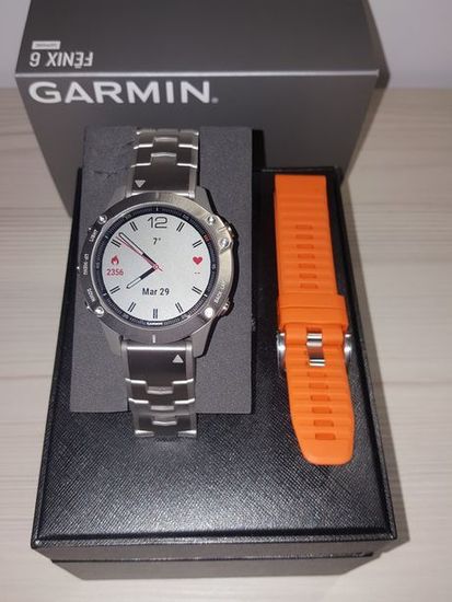 Мультиспортивные часы Garmin Fenix 6 Sapphire - титановый с титановым браслетом 010-02158-23