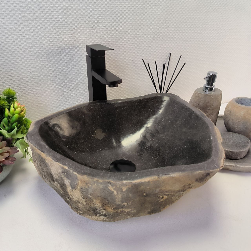 Раковина из речного камня RS-63852 (43*39*15) 0121
