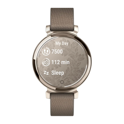 Спортивные часы Garmin Lily 2 Classic, нейлоновый ремешок кофейного цвета Кремово-золотистый безель из алюминия, стекло Gorilla Glass. Ремешок с классической застёжкой — на запястье обхватом 110–175 мм