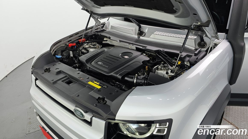 Land Rover Defender (L663) 110 D240 SE (11.2020)