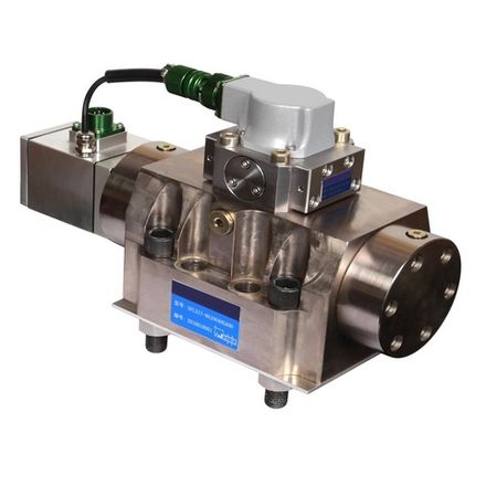 MOOG D792 аналог - SFL317 - Сервоклапан Ду25 трехкаскадный типа сопло-заслонка с L = обратная связь по усилию, притычная поверхность по Стандарт Moog. Со встроенной электроникой